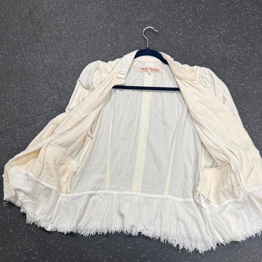 Free People White Military-Style Buttoned Jacket - Picture 7 of 11